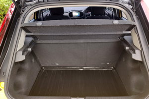 車を借りる MG3 (21-24)  13