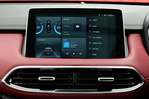 車を借りる MG HS (22-24)  16