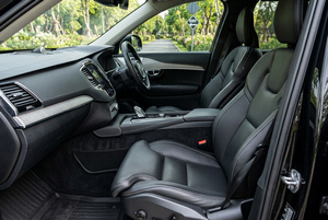 車を借りる Volvo XC90 (19-23)  7
