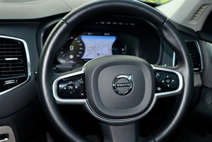 車を借りる Volvo XC90 (19-23)  9