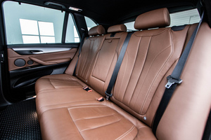 車を借りる BMW X5 M SPORT (17-19)  12